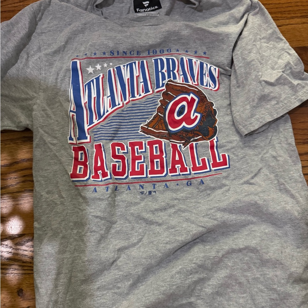 Fanatics Gray Atlanta Braves Baseball Tee